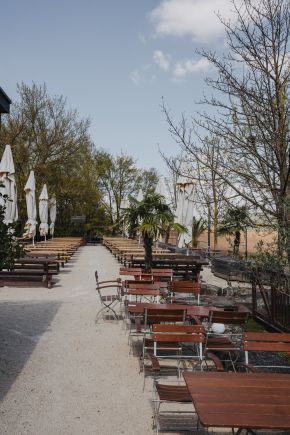 Lounge im Weingarten